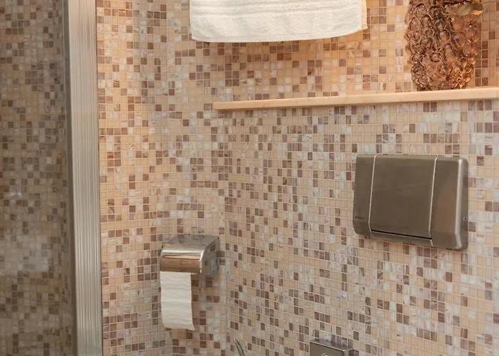 Lucy Retreat - Center - Near Diocletian's Palace With Jacuzzi Daire *