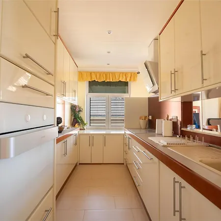 Lucy Retreat - Center - Near Diocletian's Palace With Jacuzzi 아파트 스플리트