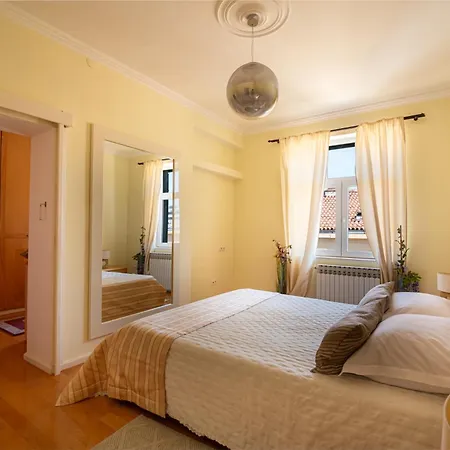 Lucy Retreat - Center - Near Diocletian's Palace With Jacuzzi 스플리트