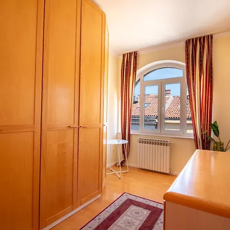 Lucy Retreat - Split Center - Near Diocletian'S Palace With Jacuzzi