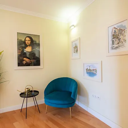 Lucy Retreat - Center - Near Diocletian's Palace With Jacuzzi 아파트 *