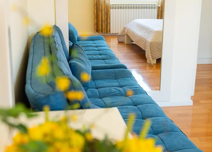 Apartment Lucy Retreat - Center - Near Diocletian's Palace With Jacuzzi Split