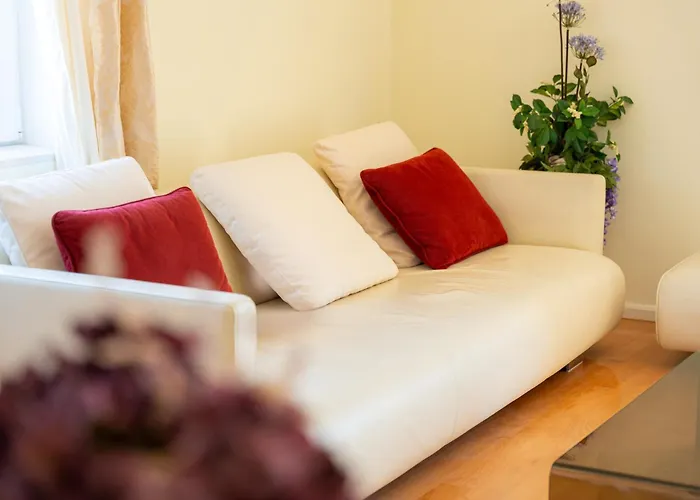Lucy Retreat - Center - Near Diocletian's Palace With Jacuzzi Apartment