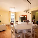 Lucy Retreat - Center - Near Diocletian's Palace With Jacuzzi *