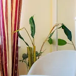 Apartment Lucy Retreat - Center - Near Diocletian's Palace With Jacuzzi