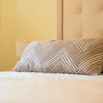 Apartment Lucy Retreat - Center - Near Diocletian's Palace With Jacuzzi *