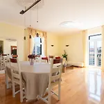 Lucy Retreat - Center - Near Diocletian's Palace With Jacuzzi *