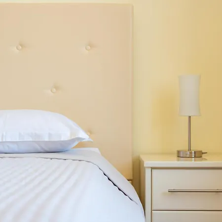 Apartment Lucy Retreat - Center - Near Diocletian's Palace With Jacuzzi Split